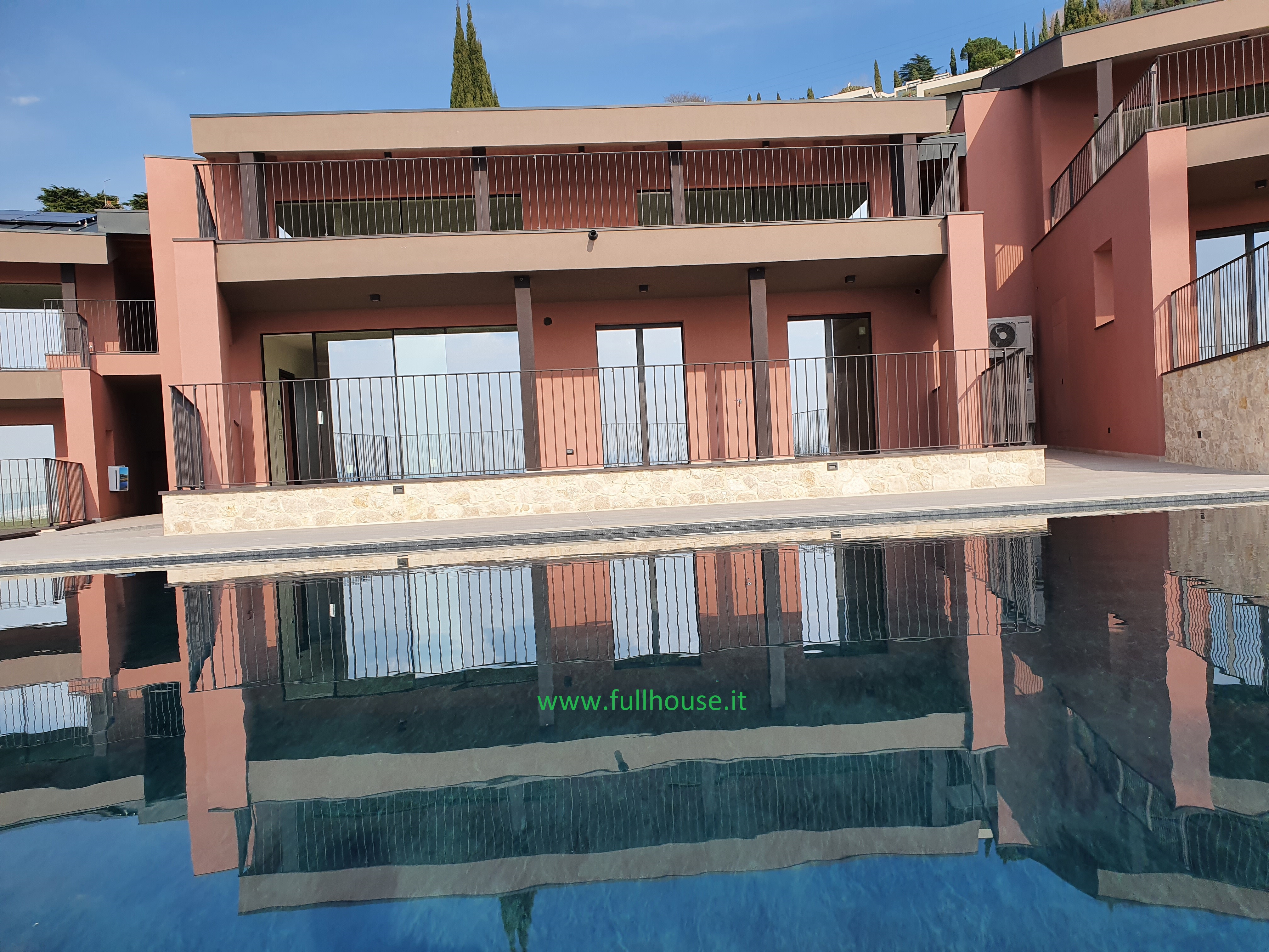 Neue Vierzimmerwohnung