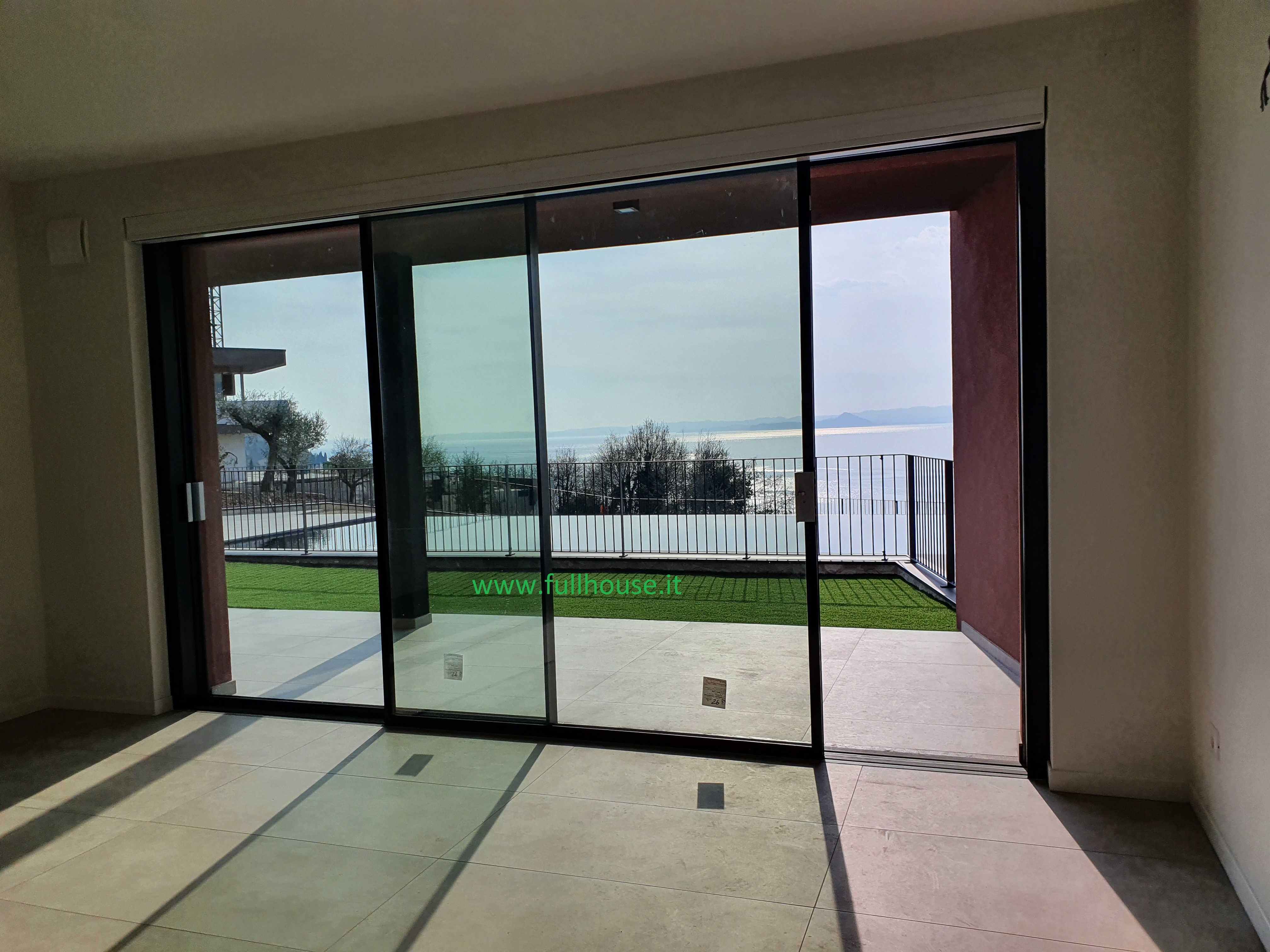 Neue Vierzimmerwohnung