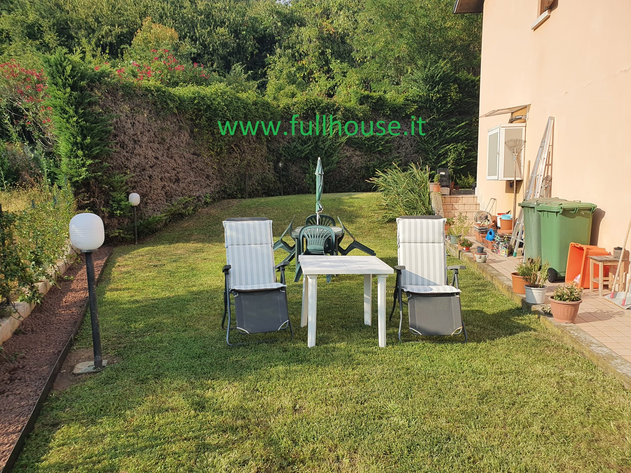 Villetta a schiera d'angolo