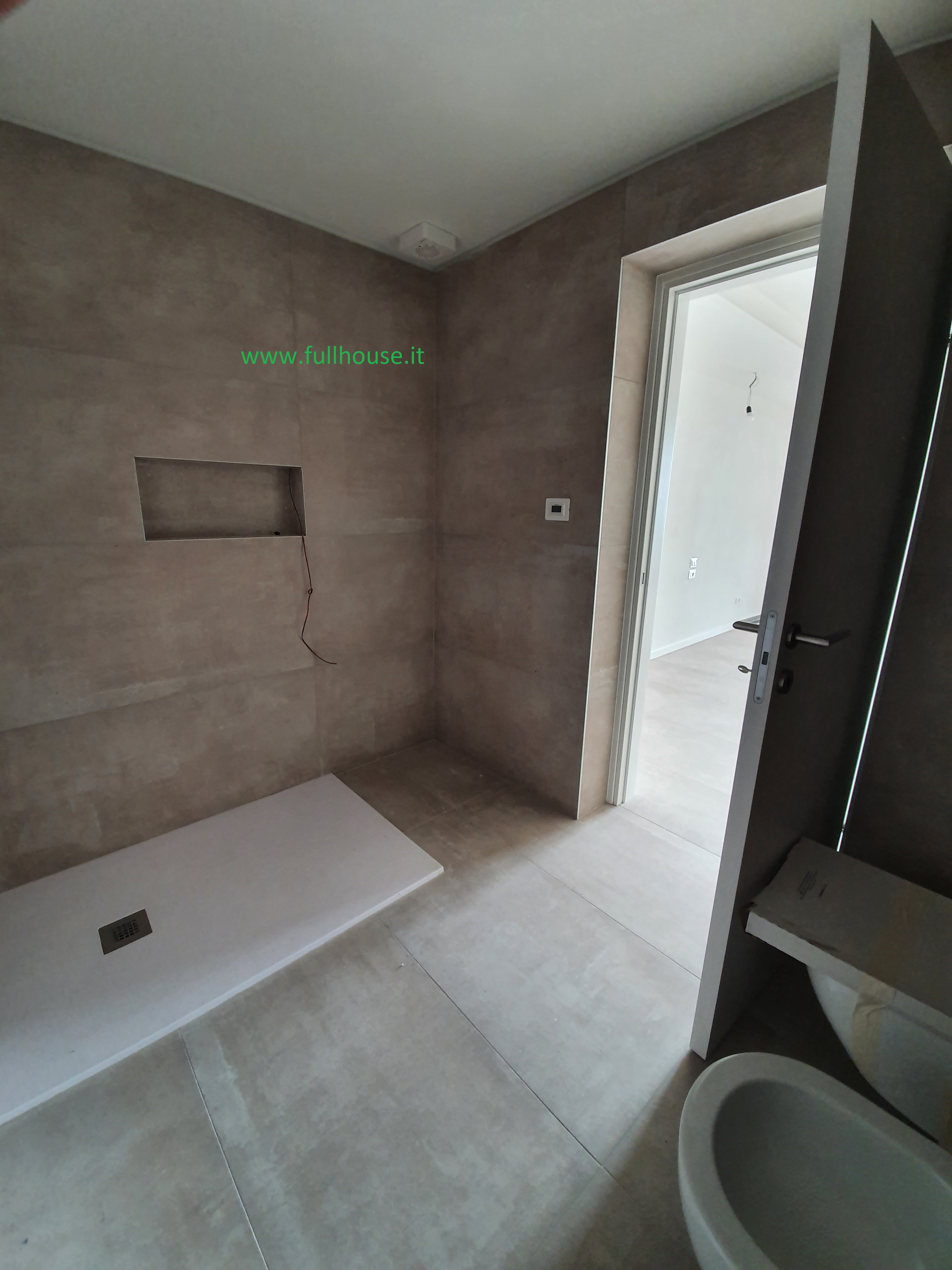 Neue Vierzimmerwohnung